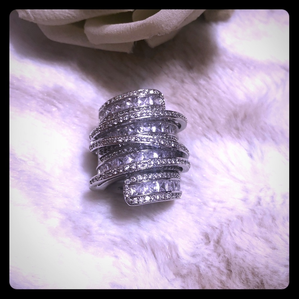 NWT 6.4 Carat Sterling Silver Simulated Diamond Wide Band Wrap Ring - Picture 9 of 13
